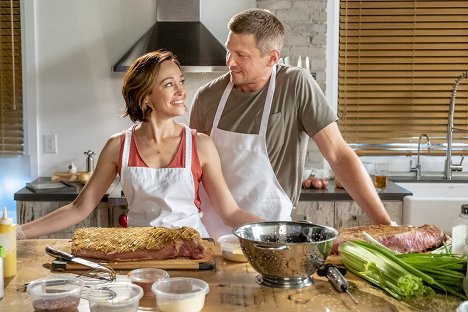 Autumn Reeser, Marc Blucas - Season for Love - Do filme