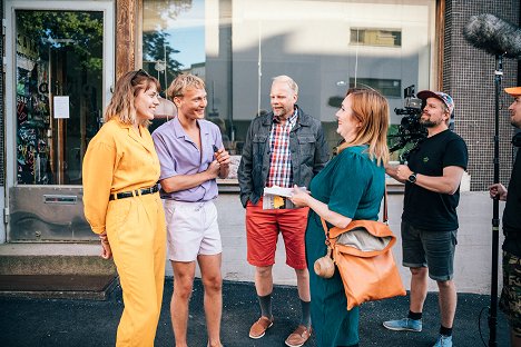 Anna Airola, Elias Salonen, Ville Myllyrinne, Anna Dahlman, Aarne Tapola - Aikuiset - Season 2 - Dreharbeiten
