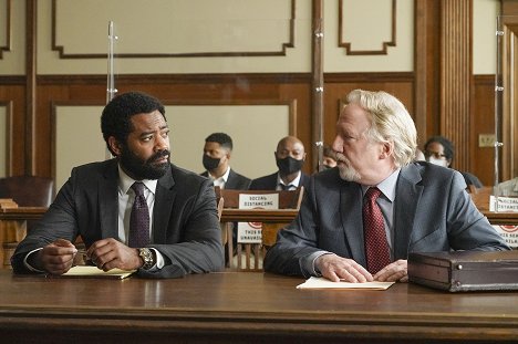 Nicholas Pinnock, Timothy Busfield - Právník na doživotí - For the People - Z filmu