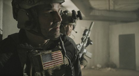 David Boreanaz - SEAL Team - Horror Has a Face - Photos