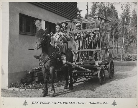 Ernst Diesen, Leif Juster, Leif Enger, Lisi Carén, Tryggve Larssen - The Sausage-Maker Who Disappeared - Lobby Cards