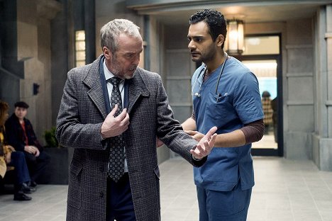 John Hannah, Hamza Haq - Transplant - Via Dolorosa - Filmfotos