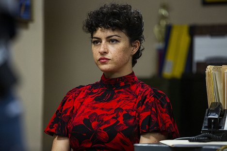 Alia Shawkat - Search Party - The Accused Woman - Photos