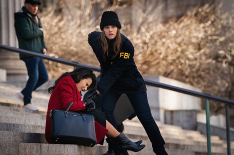 Yasmine Aker, Missy Peregrym - FBI: Special Crime Unit - Broken Promises - Photos