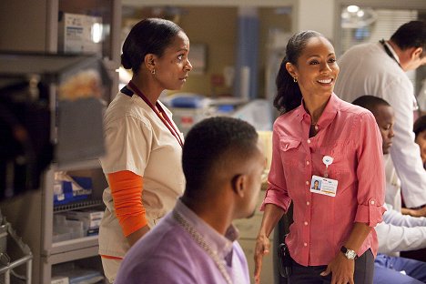 Vanessa Bell Calloway, Jada Pinkett Smith - Sestra Hawthornová - The Starting Line - Z filmu