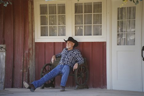 Mitch Pileggi - Walker - Back in the Saddle - Photos