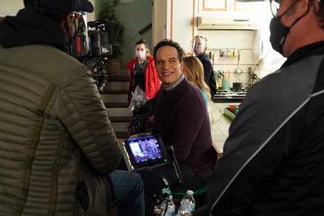 Diedrich Bader - American Housewife - Getting Frank with the Ottos - Van film
