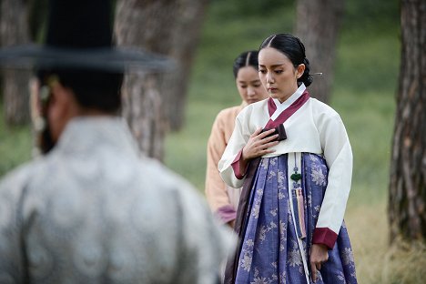Eun-bi Kang - Jooineobsneun kkoch : eoudong - Kuvat elokuvasta