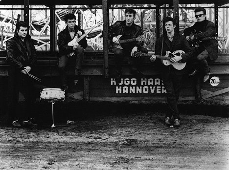 Pete Best, George Harrison, John Lennon, Paul McCartney, Stuart Sutcliffe