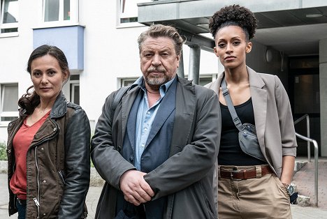 Idil Üner, Armin Rohde, Sabrina Ceesay - Nachtschicht - Blut und Eisen - Werbefoto