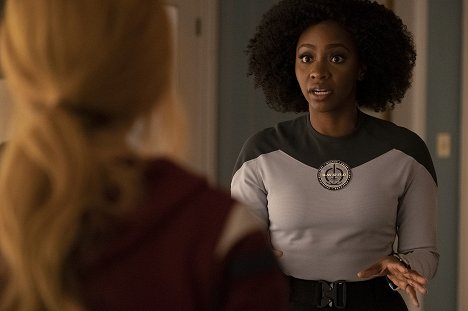 Teyonah Parris - WandaVision - Neljännen seinän rikkominen - Kuvat elokuvasta