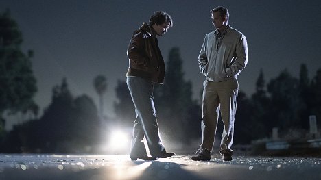 Michael Dorman, Joel Kinnaman - For All Mankind - The Bleeding Edge - Kuvat elokuvasta