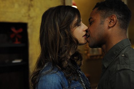 Claudia Bassols, Cuba Gooding Jr. - One in the Chamber - Photos