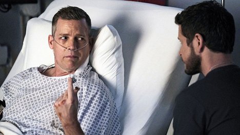 Tim Griffin - The Resident - Hero Moments - Photos