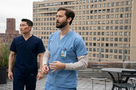 Daniel Dae Kim, Ryan Eggold - Szpital New Amsterdam - Nowa rzeczywistość - Z filmu