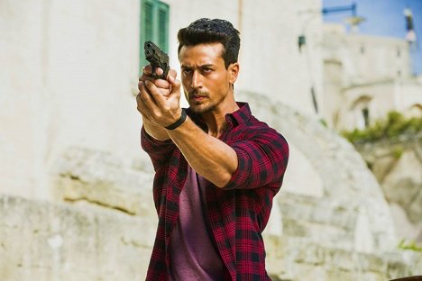 Tiger Shroff - War - Photos