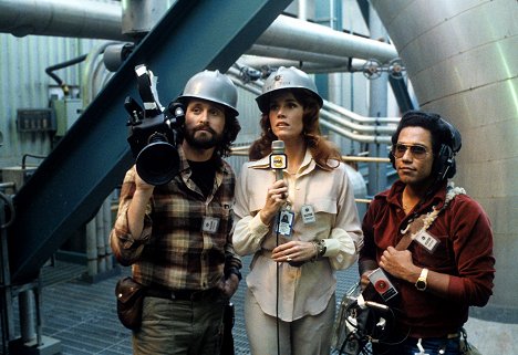 Michael Douglas, Jane Fonda, Daniel Valdez - The China Syndrome - Photos