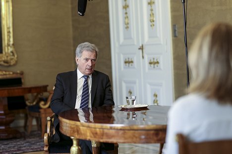 Sauli Niinistö - Ett tungt år - Kuvat elokuvasta