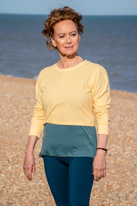 Francesca Annis - Flesh and Blood - Promo