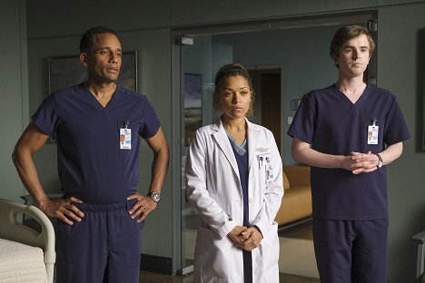 Hill Harper, Antonia Thomas, Freddie Highmore - Dobrý doktor - Modrá očička - Z filmu