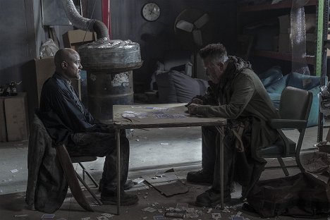 Seth Gilliam, Robert Patrick - The Walking Dead - Das eine noch - Filmfotos