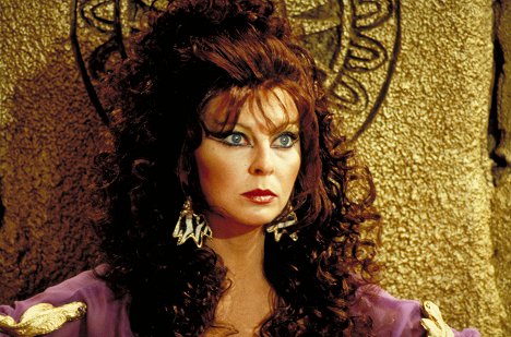 Cassandra Peterson - Quatermain II - Auf der Suche nach der geheimnisvollen Stadt - Filmfotos