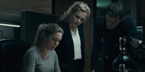 Nína Dögg Filippusdóttir, Tinna Hrafnsdottir, Björn Thors - The Valhalla Murders - Powrót - Z filmu