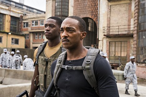 Damson Idris, Anthony Mackie - Outside the Wire - Photos