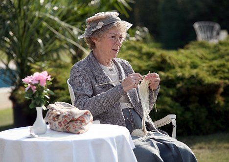 Geraldine McEwan - Slečna Marplová - Nultá hodina - Z filmu