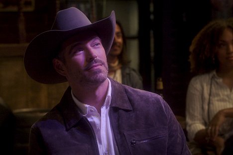 Eddie Cibrian - Country Comfort - Back in the Saddle Again - Photos