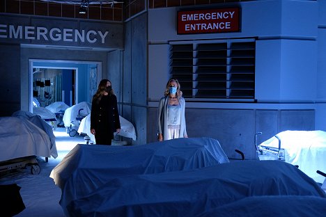Ellen Pompeo, Kim Raver - Grey's Anatomy - En état de choc - Tournage