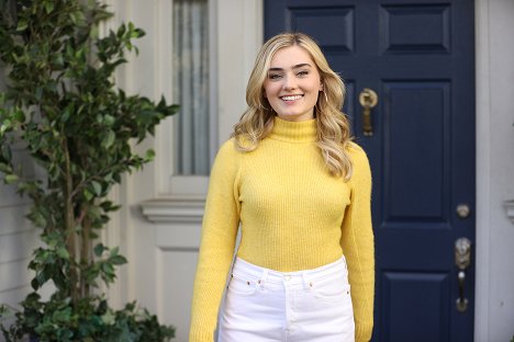 Meg Donnelly - American Housewife - The Election - De filmagens