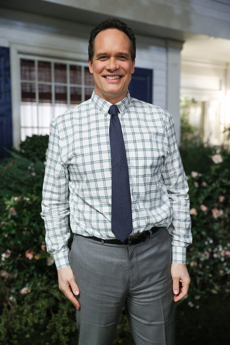 Diedrich Bader - American Housewife - The Election - Del rodaje