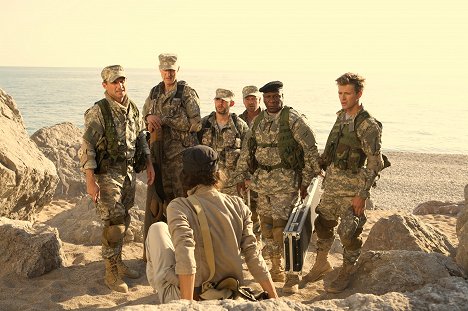 Christian Slater, James Cromwell, Dominic Monaghan, Sean Bean, Ving Rhames, Charlie Bewley - Soldiers of Fortune - Photos