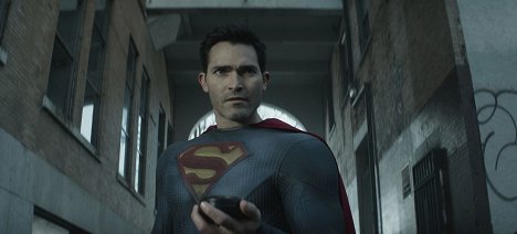 Tyler Hoechlin - Superman a Lois - Utržený ze řetězu - Z filmu