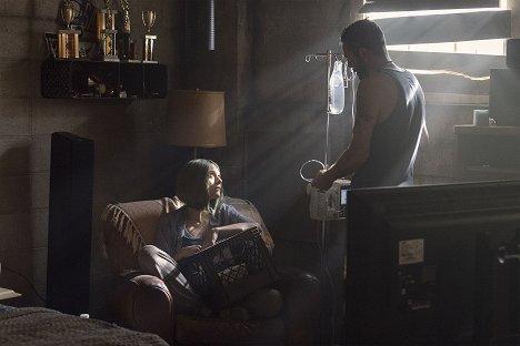 Hilarie Burton - The Walking Dead - Aqui está Negan - Do filme