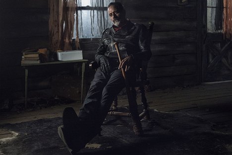 Jeffrey Dean Morgan - Živí mrtví - Tady Negan - Z filmu