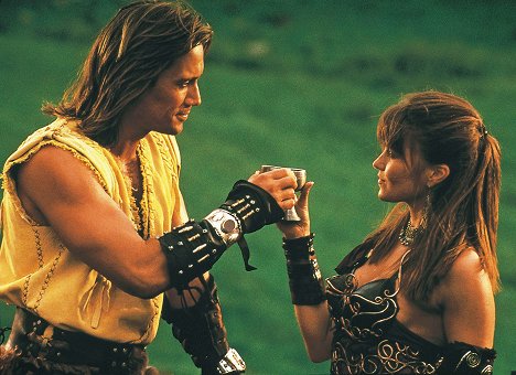 Kevin Sorbo, Lucy Lawless - Hercules: The Legendary Journeys - As Darkness Falls - Photos