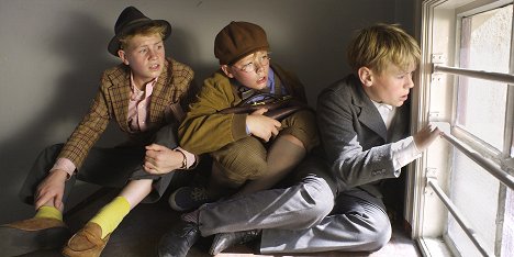 Fridtjof Tangen, Jonas Hoff Oftebro, Oskar Øiestad - Olsenbanden jr. og det sorte gullet - Filmfotos