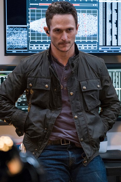 Jonathan Tucker - Obcy element - Blask Ziemi - Z filmu