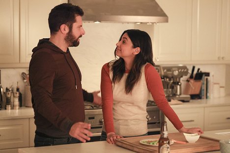 James Roday Rodriguez, Floriana Lima - A Million Little Things - Junior - Filmfotók