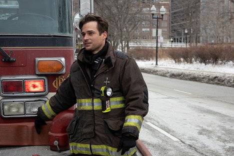 Jon-Michael Ecker - Chicago Fire - Droga ewakuacyjna - Z filmu