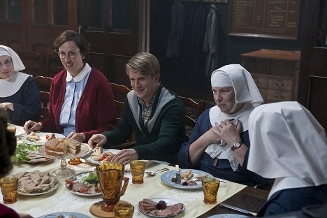 Miranda Hart, George Rainsford, Pam Ferris - Call the Midwife - Episode 3 - Photos