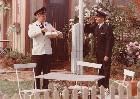 Helge Kjærulff-Schmidt, Paul Hagen - Olsen-banden på sporet - Film