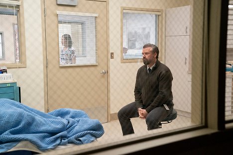 Tyler Labine - New Amsterdam - Catch - Photos