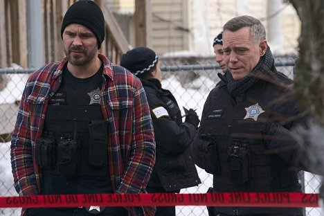Patrick John Flueger, Jason Beghe - Policie Chicago - The Radical Truth - Z filmu