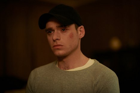 Richard Madden - Bodyguard - Episode 4 - Photos