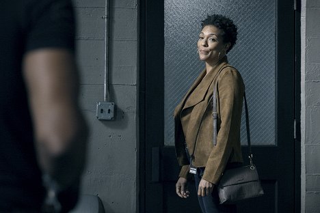 April ParkerJones ČSFD.cz