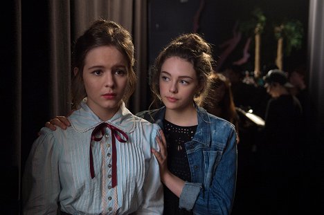 Izabela Vidovic, Danielle Rose Russell - (Ne)obyčejný kluk - Z filmu