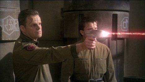 Tim Kelleher - Star Trek: Enterprise - Komunikátor - Z filmu